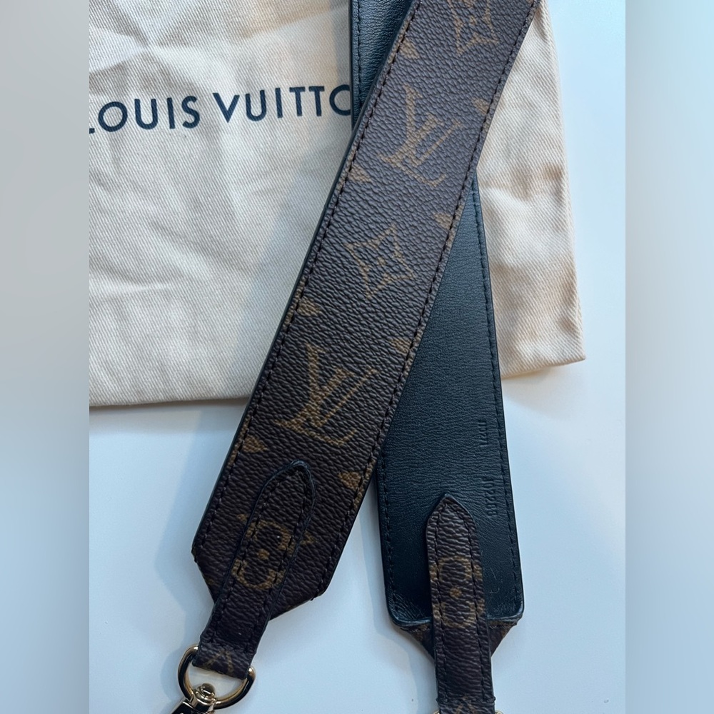 Louis Vuitton Bandouliere Strap - Picture 3 of 5